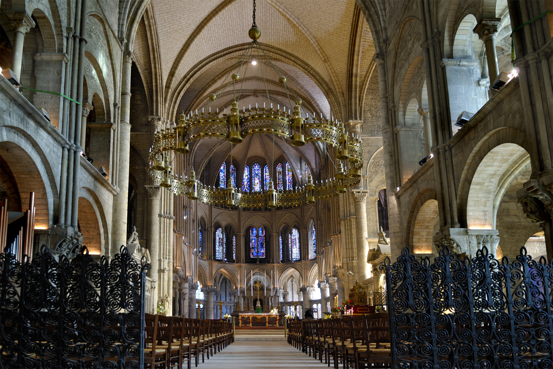 BasiliqueSaintRemi 003