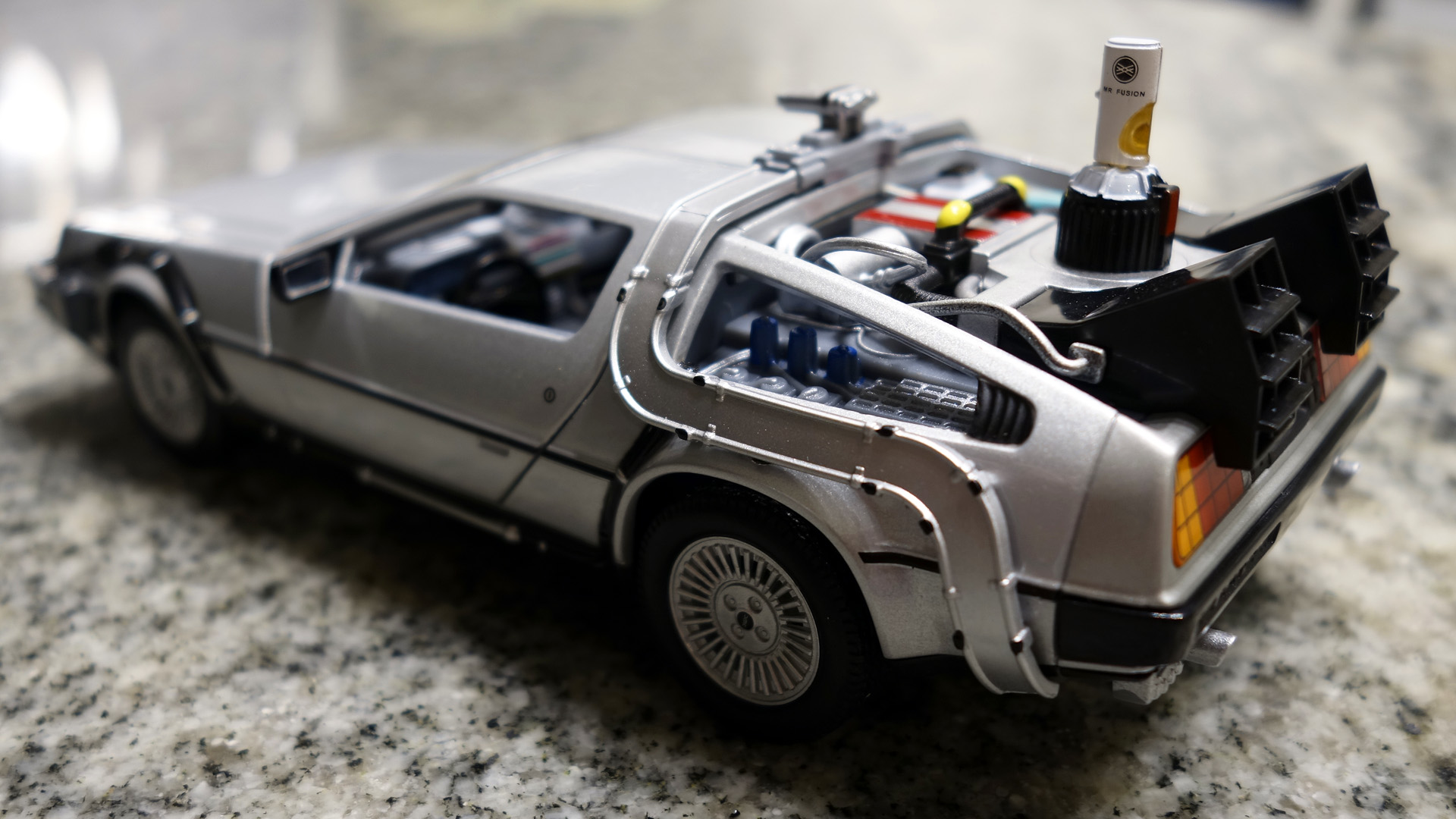 Delorean-03