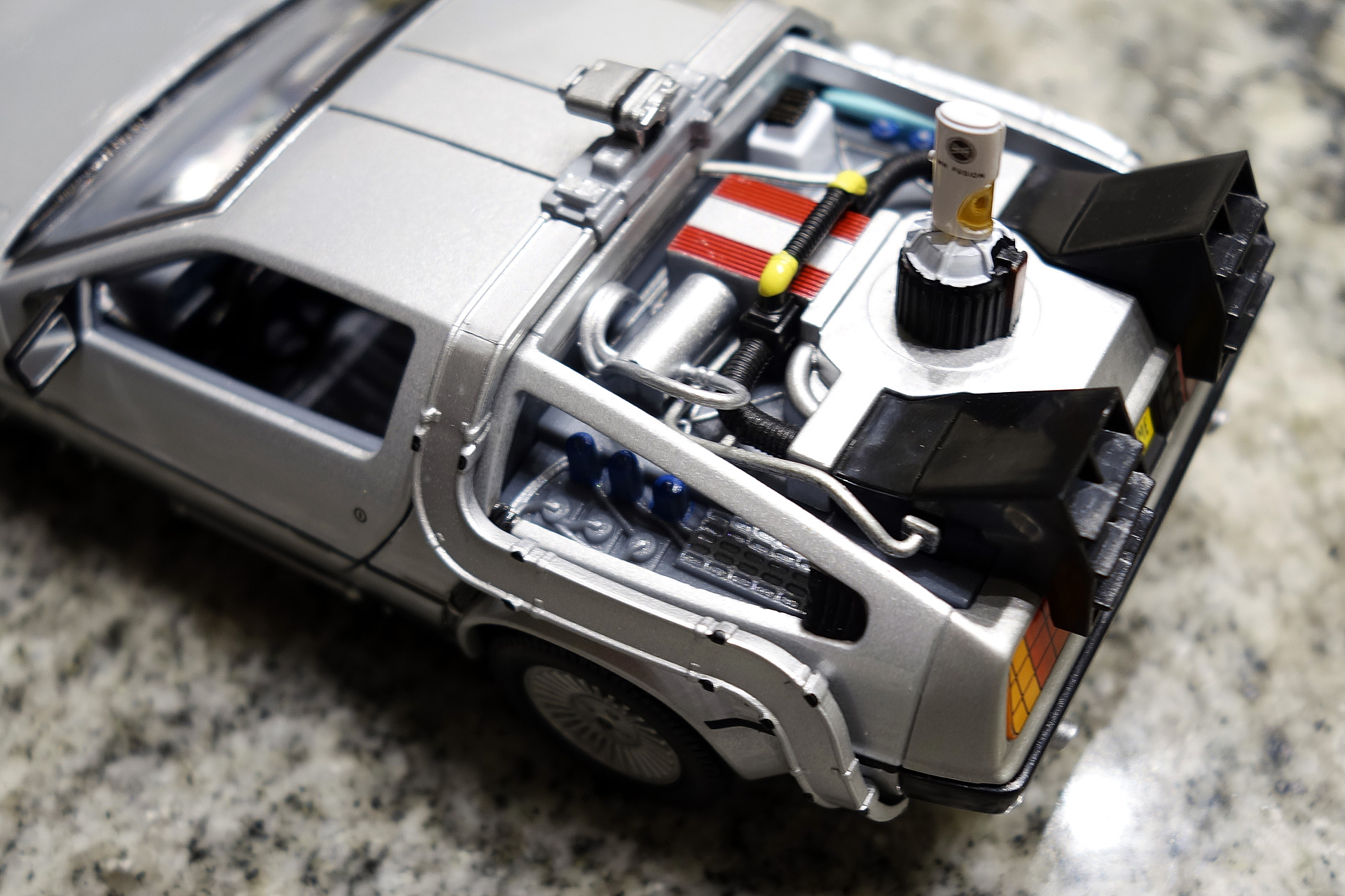 Delorean-07