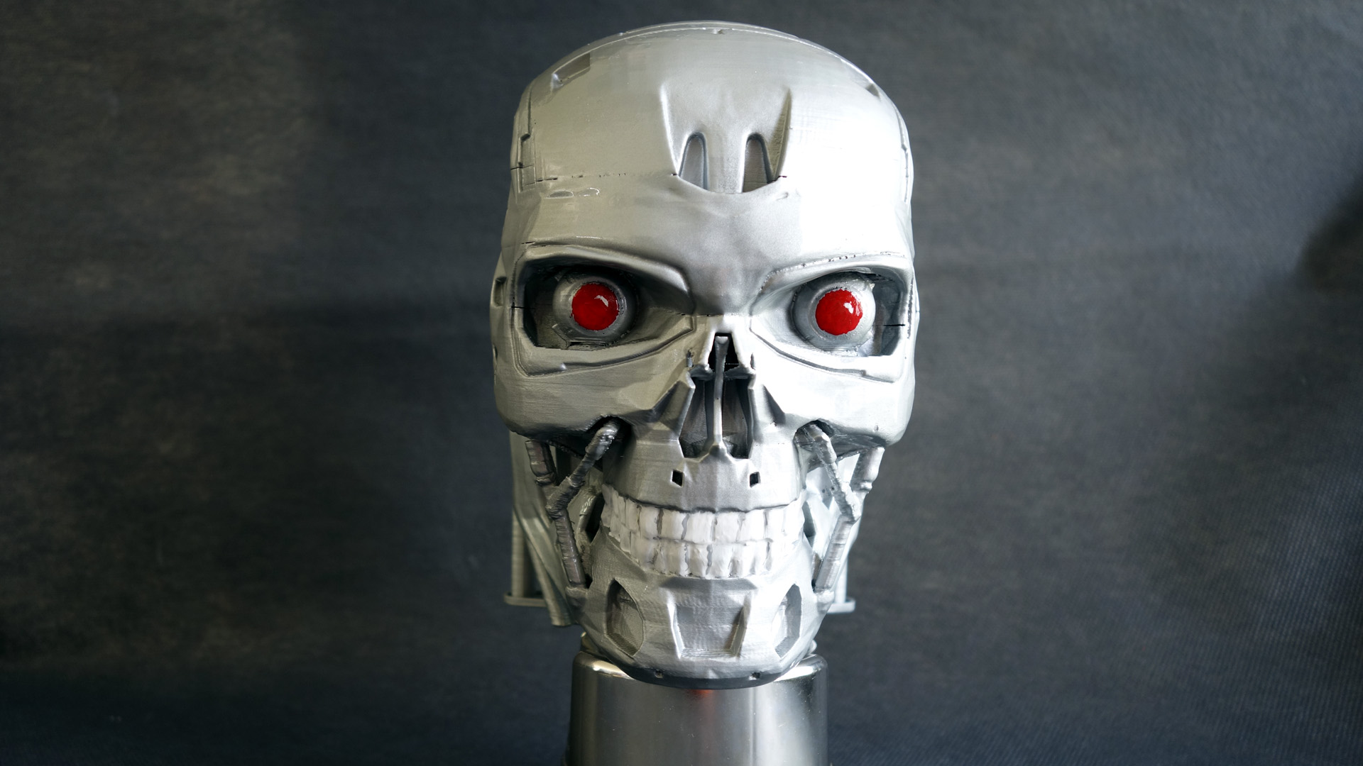 T800-06